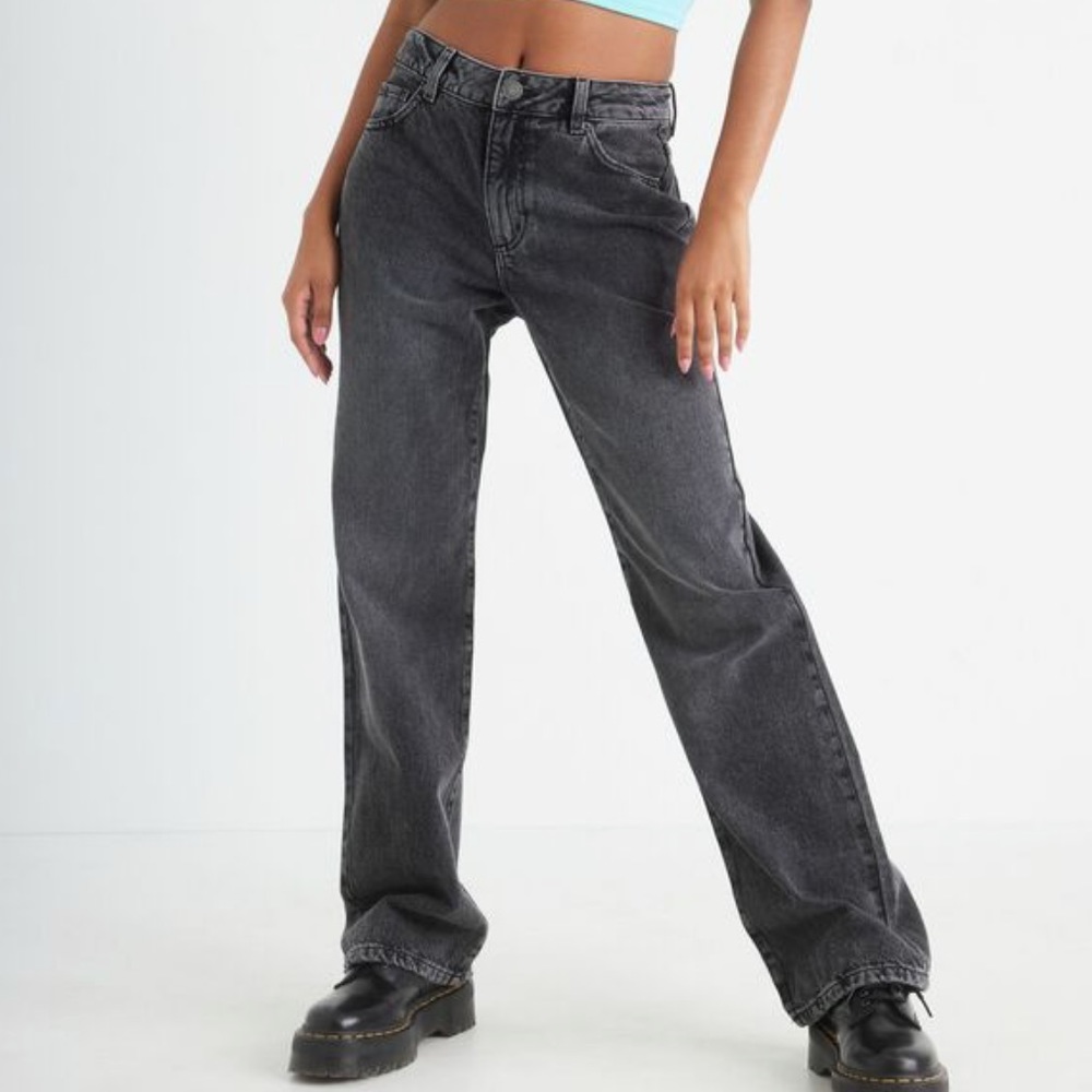 Straight Leg Jeans | Garage 90’s straight jeans